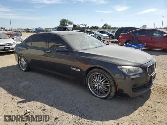 ✅ 2014 BMW 7 Series ALPINA B7 • VIN: WBAYE8C57ED136083 • Лот: 86774405. Опубликован ранее на Copart с пробегом 131 626 миль. Бесплатный доступ к архиву аукционных продаж из США и подробный отчёт об истории автомобиля на DreamBid. Изображение 4.