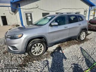 ✅ 2019 Jeep Cherokee Latitude • VIN: 1C4PJMCB5KD125782 • Lot: 84253285. Listed on Copart with 75,775 mi. Free auction sales archive from the USA and detailed vehicle history report at DreamBid. Image 1.
