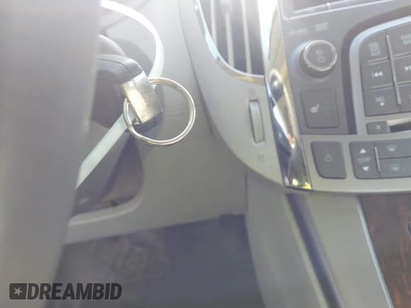 ✅ 2012 Buick LaCrosse Premium 1 • VIN: 1G4GD5E31CF338667 • Lot: 43769177. Wystawiony na IAAI z przebiegiem 175 163 mil. Bezpłatny archiwum sprzedaży aukcyjnych z USA i szczegółowy raport historii pojazdu na DreamBid. Zdjęcie 11.