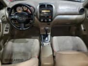 ✅ 2005 Toyota RAV4 • VIN: JTEHD20V356023612 • Lot: 86215235. Wystawiony na Copart z przebiegiem 143 020 mil. Bezpłatny archiwum sprzedaży aukcyjnych z USA i szczegółowy raport historii pojazdu na DreamBid. Zdjęcie 8.