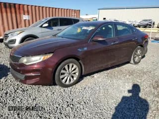 ✅ 2017 Kia Optima LX • VIN: 5XXGT4L39HG164912 • Лот: 92796905. Опубликован ранее на Copart с пробегом 112 459 миль. Бесплатный доступ к архиву аукционных продаж из США и подробный отчёт об истории автомобиля на DreamBid. Изображение 1.