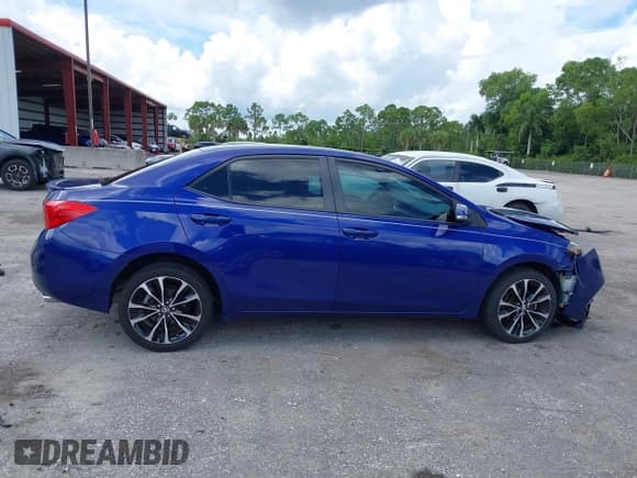 ✅ 2018 Toyota Corolla L • VIN: 5YFBURHE1JP816918 • Lot: 43271094. Listed on IAAI with 41,552 mi. Free auction sales archive from the USA and detailed vehicle history report at DreamBid. Image 13.