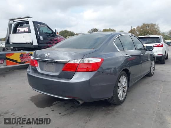 ✅ 2014 Honda Accord EX-L • VIN: 1HGCR2F8XEA283599 • Lot: 43710395. Wystawiony na IAAI z przebiegiem 59 102 mil. Bezpłatny archiwum sprzedaży aukcyjnych z USA i szczegółowy raport historii pojazdu na DreamBid. Zdjęcie 4.