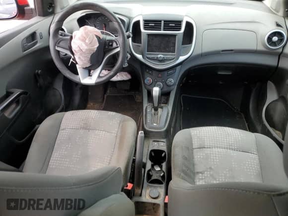 2020 Chevrolet Sonic LS с VIN 1G1JB5SB3L4102523, выставлен на аукционе Copart как лот 56838485 с пробегом 98 345 миль миль и Списание • Salvage title. История ставок и продаж доступна на DreamBid. Изображение 8.