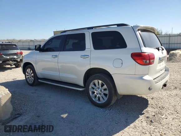 ✅ 2012 Toyota Sequoia Platinum • VIN: 5TDDW5G17CS058068 • Lot: 82676395. Listed on Copart with 255,021 mi. Free auction sales archive from the USA and detailed vehicle history report at DreamBid. Image 2.