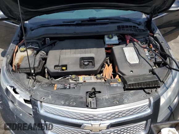 ✅ 2015 Chevrolet Volt • VIN: 1G1RC6E46FU124233 • Lot: 57395774. Wystawiony na Copart z przebiegiem 243 264 mil. Bezpłatny archiwum sprzedaży aukcyjnych z USA i szczegółowy raport historii pojazdu na DreamBid. Zdjęcie 12.