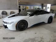 ✅ 2016 BMW i8 • VIN: WBY2Z2C55GV676201 • Lot: 67888374. Wystawiony na Copart z przebiegiem 59 010 mil. Bezpłatny archiwum sprzedaży aukcyjnych z USA i szczegółowy raport historii pojazdu na DreamBid. Zdjęcie 1.
