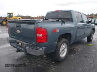 2009 Chevrolet Silverado 1500 LTZ с VIN 3GCEK33309G109526, выставлен на аукционе IAAI как лот 43576692 с пробегом 154 427 миль миль и . История ставок и продаж доступна на DreamBid. Изображение 4.