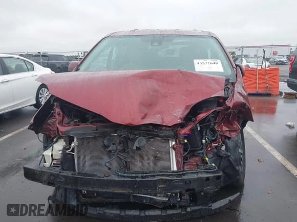 ✅ 2019 Toyota Sienna Limited • VIN: 5TDYZ3DC3KS999695 • Lot: 43572648. Wystawiony na IAAI z przebiegiem 247 498 mil. Bezpłatny archiwum sprzedaży aukcyjnych z USA i szczegółowy raport historii pojazdu na DreamBid. Zdjęcie 13.