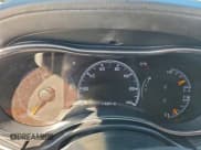 ✅ 2018 Jeep Grand Cherokee Overland • VIN: 1C4RJFCG4JC441730 • Lot: 95158035. Wystawiony na Copart z przebiegiem 114 201 mil. Bezpłatny archiwum sprzedaży aukcyjnych z USA i szczegółowy raport historii pojazdu na DreamBid. Zdjęcie 9.