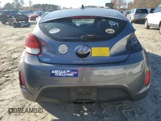 ✅ 2017 Hyundai Veloster • VIN: KMHTC6AD2HU309395 • Lot: 79388454. Wystawiony na Copart z przebiegiem 108 226 mil. Bezpłatny archiwum sprzedaży aukcyjnych z USA i szczegółowy raport historii pojazdu na DreamBid. Zdjęcie 6.