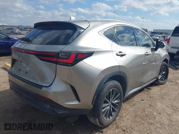 ✅ 2024 Lexus NX 350 Premium • VIN: 2T2GGCEZXRC038367 • Лот: 41492159. Опубликован ранее на IAAI с пробегом 34 753 миль. Бесплатный доступ к архиву аукционных продаж из США и подробный отчёт об истории автомобиля на DreamBid. Изображение 4.