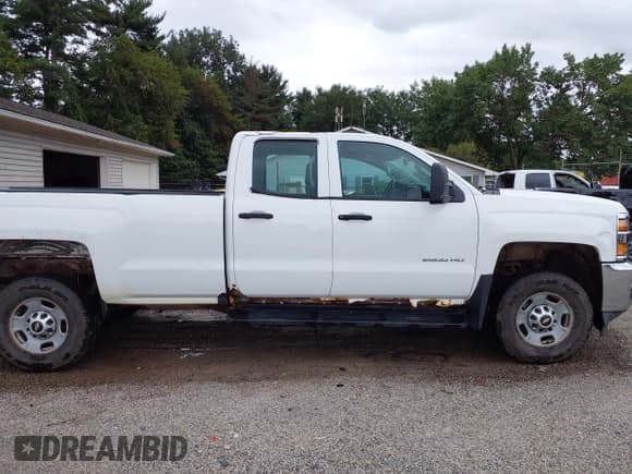 ✅ 2016 Chevrolet Silverado 2500HD Work Truck • VIN: 1GC2KUEG9GZ119042 • Лот: 43059995. Опубликован ранее на IAAI с пробегом 132 591 миль. Бесплатный доступ к архиву аукционных продаж из США и подробный отчёт об истории автомобиля на DreamBid. Изображение 13.