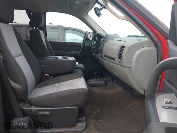 ✅ 2009 Chevrolet Silverado 1500 LS • VIN: 2GCEK19C291118605 • Lot: 43635284. Listed on IAAI with 149,882 mi. Free auction sales archive from the USA and detailed vehicle history report at DreamBid. Image 5.