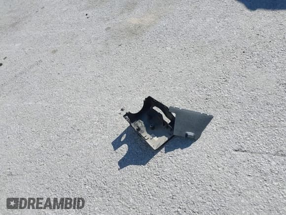 ✅ 2019 Ford F-250 XL • VIN: 1FT7W2B6XKEC99870 • Lot: 43619134. Wystawiony na IAAI z przebiegiem Nie podano. Bezpłatny archiwum sprzedaży aukcyjnych z USA i szczegółowy raport historii pojazdu na DreamBid. Zdjęcie 12.