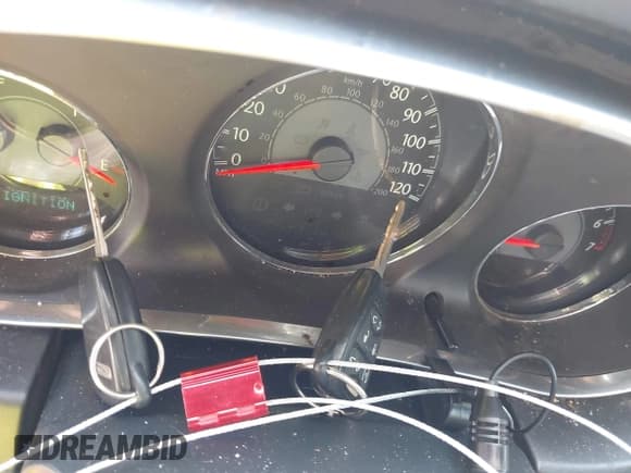 ✅ 2013 Chrysler 200 S • VIN: 1C3BCBGG9DN683537 • Lot: 42866649. Wystawiony na IAAI z przebiegiem 195 480 mil. Bezpłatny archiwum sprzedaży aukcyjnych z USA i szczegółowy raport historii pojazdu na DreamBid. Zdjęcie 11.