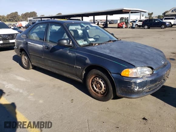 ✅ 1995 Honda Civic DX • VIN: 1HGEG8545SL057793 • Lot: 83930844. Listed on Copart with 209,745 mi. Free auction sales archive from the USA and detailed vehicle history report at DreamBid. Image 4.