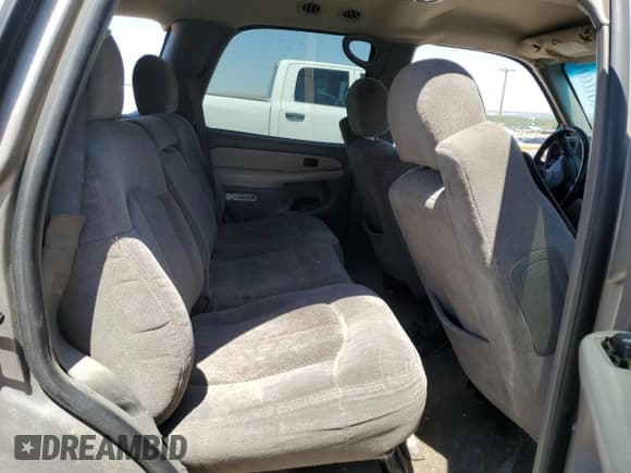 ✅ 2002 Chevrolet Tahoe LS • VIN: 1GNEC13V32J166592 • Lot: 57972845. Wystawiony na Copart z przebiegiem Nie podano. Bezpłatny archiwum sprzedaży aukcyjnych z USA i szczegółowy raport historii pojazdu na DreamBid. Zdjęcie 11.