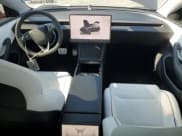 ✅ 2024 Tesla Model 3 Performance • VIN: 5YJ3E1ET8RF853607 • Лот: 80516265. Опубликован ранее на Copart с пробегом 11 628 миль. Бесплатный доступ к архиву аукционных продаж из США и подробный отчёт об истории автомобиля на DreamBid. Изображение 8.