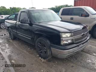 2004 Chevrolet Silverado 1500 z VIN 1GCEC14X84Z165693, wystawiony jako IAAI lot #42339398 z przebiegiem 175 863 mil mil oraz . Historia ofert i sprzedaży dostępna na DreamBid. Obrazek 1.