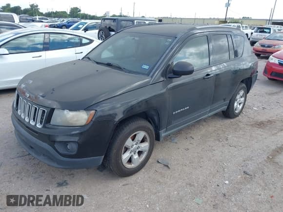 ✅ 2015 Jeep Compass Altitude • VIN: 1C4NJCBAXFD366897 • Lot: 43113913. Wystawiony na IAAI z przebiegiem 179 602 mil. Bezpłatny archiwum sprzedaży aukcyjnych z USA i szczegółowy raport historii pojazdu na DreamBid. Zdjęcie 2.