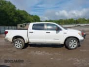 ✅ 2011 Toyota Tundra • VIN: 5TFDW5F11BX179365 • Лот: 42994175. Опубликован ранее на IAAI с пробегом 293 906 миль. Бесплатный доступ к архиву аукционных продаж из США и подробный отчёт об истории автомобиля на DreamBid. Изображение 13.