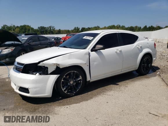 ✅ 2013 Dodge Avenger SE V6 • VIN: 1C3CDZAG7DN750025 • Lot: 68623944. Wystawiony na Copart z przebiegiem 207 512 mil. Bezpłatny archiwum sprzedaży aukcyjnych z USA i szczegółowy raport historii pojazdu na DreamBid. Zdjęcie 1.