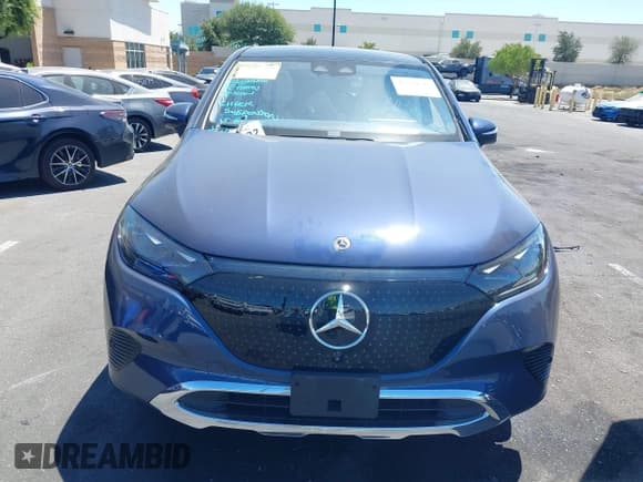 ✅ 2023 Mercedes-Benz EQE 350 • VIN: 4JGGM1CB2PA000670 • Lot: 42866692. Listed on IAAI with 17,135 mi. Free auction sales archive from the USA and detailed vehicle history report at DreamBid. Image 13.