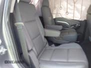 ✅ 2020 Chevrolet Tahoe LT • VIN: 1GNSCBKC3LR204995 • Lot: 42292566. Wystawiony na IAAI z przebiegiem 64 874 mil. Bezpłatny archiwum sprzedaży aukcyjnych z USA i szczegółowy raport historii pojazdu na DreamBid. Zdjęcie 8.