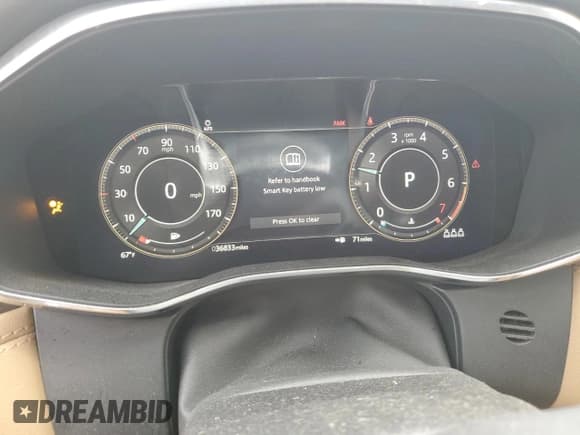 ✅ 2021 Jaguar F-Pace S • VIN: SADCJ2EU5MA686767 • Lot: 54482115. Wystawiony na Copart z przebiegiem 36 833 mil. Bezpłatny archiwum sprzedaży aukcyjnych z USA i szczegółowy raport historii pojazdu na DreamBid. Zdjęcie 9.