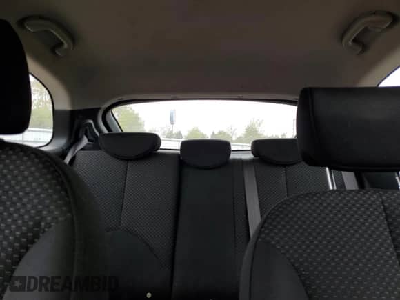 2009 Hyundai Accent Auto GS z VIN KMHCM36CX9U131345, wystawiony jako Copart lot #74927154 z przebiegiem 113 022 mil mil oraz Szkoda całkowita • Salvage title. Historia ofert i sprzedaży dostępna na DreamBid. Obrazek 10.