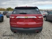 ✅ 2018 Chevrolet Traverse LT • VIN: 1GNEVHKW8JJ173016 • Lot: 82575325. Wystawiony na Copart z przebiegiem 150 228 mil. Bezpłatny archiwum sprzedaży aukcyjnych z USA i szczegółowy raport historii pojazdu na DreamBid. Zdjęcie 6.