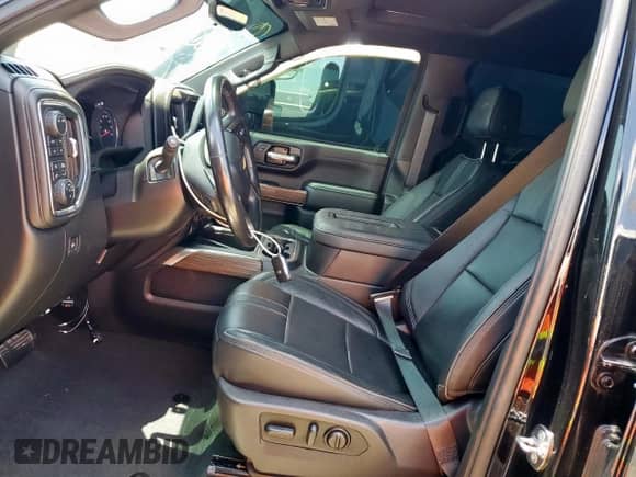 2022 Chevrolet Silverado 2500HD High Country with VIN 2GC4YREY6N1238279, listed as a Copart auction lot 59804805 with 43,249 mi miles and Clean title. Bid and sale history available at DreamBid. Image 7.