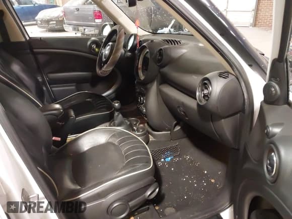 ✅ 2013 MINI Countryman S ALL4 • VIN: WMWZC5C56DWM15231 • Лот: 41249376. Опубликован ранее на IAAI с пробегом 134 305 миль. Бесплатный доступ к архиву аукционных продаж из США и подробный отчёт об истории автомобиля на DreamBid. Изображение 5.