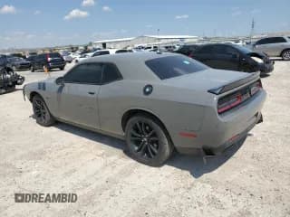 ✅ 2018 Dodge Challenger T/A • VIN: 2C3CDZBT1JH236526 • Lot: 48266984. Wystawiony na Copart z przebiegiem 64 718 mil. Bezpłatny archiwum sprzedaży aukcyjnych z USA i szczegółowy raport historii pojazdu na DreamBid. Zdjęcie 2.