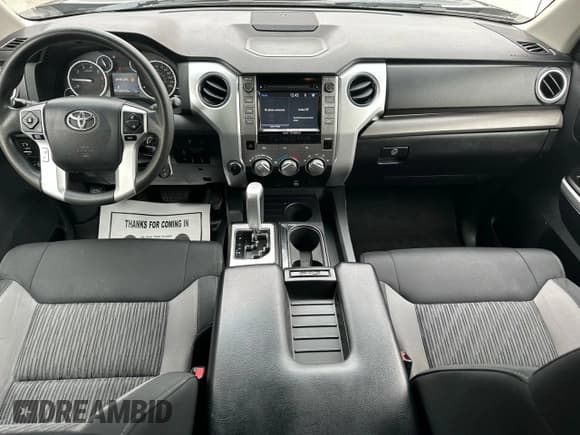 ✅ 2016 Toyota Tundra SR • VIN: 5TFUY5F13GX532402 • Lot: 93952825. Wystawiony na Copart z przebiegiem 156 775 mil. Bezpłatny archiwum sprzedaży aukcyjnych z USA i szczegółowy raport historii pojazdu na DreamBid. Zdjęcie 9.