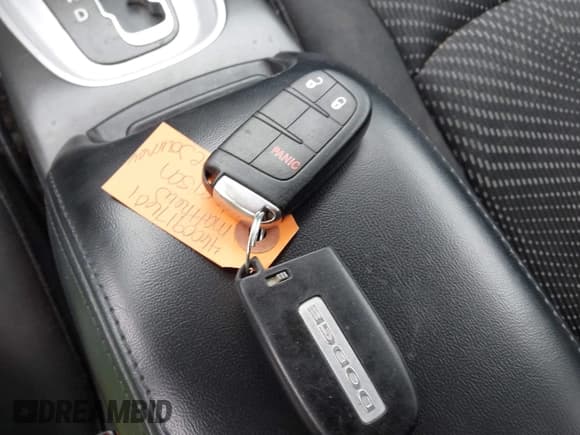 ✅ 2017 Dodge Journey SXT • VIN: 3C4PDDBG1HT575484 • Лот: 43271679. Опубликован ранее на IAAI с пробегом 128 967 миль. Бесплатный доступ к архиву аукционных продаж из США и подробный отчёт об истории автомобиля на DreamBid. Изображение 11.