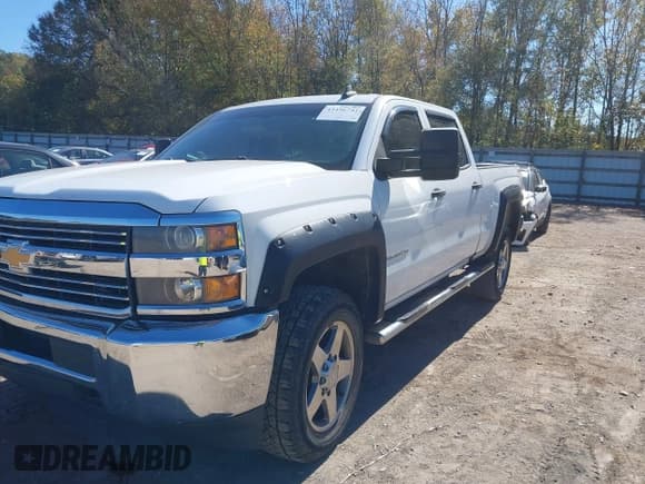 ✅ 2016 Chevrolet Silverado 2500HD Work Truck • VIN: 1GC1KUEG4GF141043 • Лот: 43496741. Опубликован ранее на IAAI с пробегом 103 226 миль. Бесплатный доступ к архиву аукционных продаж из США и подробный отчёт об истории автомобиля на DreamBid. Изображение 17.