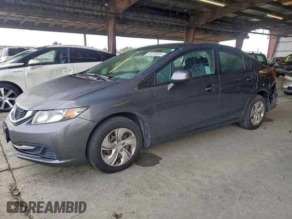 ✅ 2013 Honda Civic LX • VIN: 2HGFB2F59DH567846 • Лот: 93979045. Опубликован ранее на Copart с пробегом 110 496 миль. Бесплатный доступ к архиву аукционных продаж из США и подробный отчёт об истории автомобиля на DreamBid. Изображение 1.