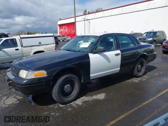 ✅ 2001 Ford Crown Victoria Police Interceptor • VIN: 2FAFP71W81X147404 • Лот: 41932255. Опубликован ранее на IAAI с пробегом 108 921 миль. Бесплатный доступ к архиву аукционных продаж из США и подробный отчёт об истории автомобиля на DreamBid. Изображение 17.