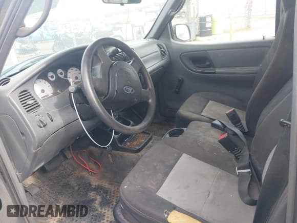 ✅ 2005 Ford Ranger XL • VIN: 1FTYR10U35PA63108 • Lot: 41493348. Listed on IAAI with 160,120 mi. Free auction sales archive from the USA and detailed vehicle history report at DreamBid. Image 5.