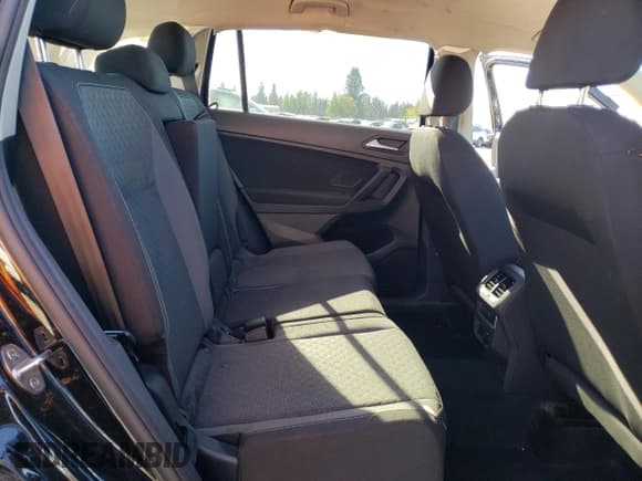 ✅ 2021 Volkswagen Tiguan S • VIN: 3VV0B7AX9MM072737 • Лот: 68480375. Опубликован ранее на Copart с пробегом 38 696 миль. Бесплатный доступ к архиву аукционных продаж из США и подробный отчёт об истории автомобиля на DreamBid. Изображение 10.