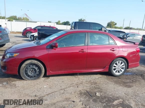 ✅ 2010 Toyota Corolla S • VIN: 1NXBU4EE9AZ205444 • Lot: 43545580. Listed on IAAI with 227,809 mi. Free auction sales archive from the USA and detailed vehicle history report at DreamBid. Image 15.