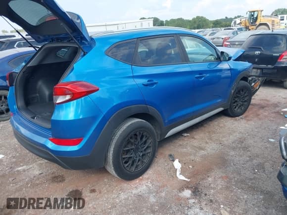 ✅ 2018 Hyundai Tucson SEL • VIN: KM8J33A49JU724239 • Лот: 43205951. Опубликован ранее на IAAI с пробегом 88 639 миль. Бесплатный доступ к архиву аукционных продаж из США и подробный отчёт об истории автомобиля на DreamBid. Изображение 4.