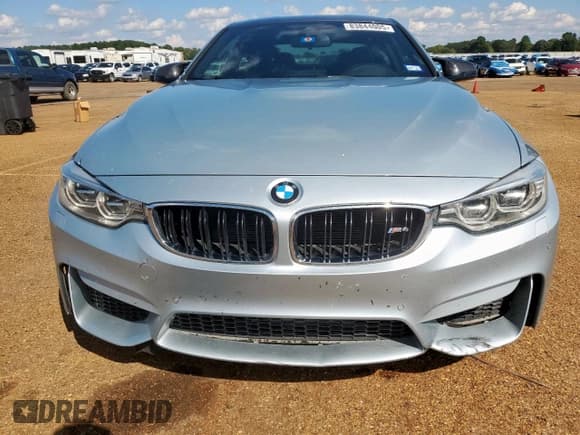 ✅ 2016 BMW M4 • VIN: WBS3R9C56GK335950 • Lot: 83844005. Wystawiony na Copart z przebiegiem 40 441 mil. Bezpłatny archiwum sprzedaży aukcyjnych z USA i szczegółowy raport historii pojazdu na DreamBid. Zdjęcie 5.