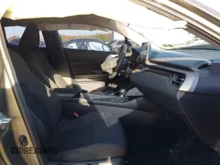 ✅ 2021 Toyota C-HR LE • VIN: NMTKHMBX1MR121947 • Лот: 43426865. Опубликован ранее на IAAI с пробегом 24 545 миль. Бесплатный доступ к архиву аукционных продаж из США и подробный отчёт об истории автомобиля на DreamBid. Изображение 5.