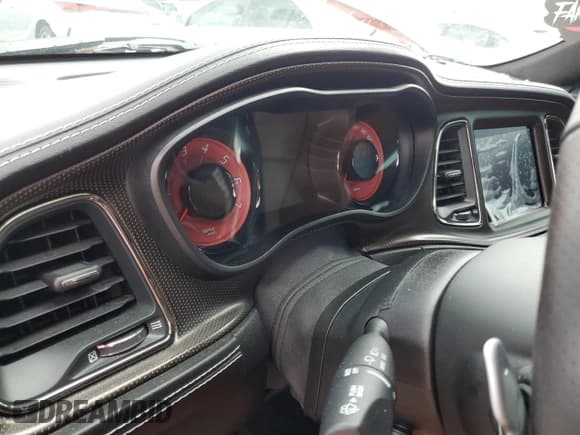 ✅ 2022 Dodge Challenger SRT Hellcat Redeye Widebody • VIN: 2C3CDZL97NH116948 • Lot: 75085104. Wystawiony na Copart z przebiegiem Nie podano. Bezpłatny archiwum sprzedaży aukcyjnych z USA i szczegółowy raport historii pojazdu na DreamBid. Zdjęcie 9.