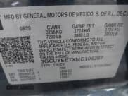 ✅ 2021 Chevrolet Silverado 1500 RST • VIN: 3GCUYEETXMG106287 • Lot: 42313663. Wystawiony na IAAI z przebiegiem 17 464 mil. Bezpłatny archiwum sprzedaży aukcyjnych z USA i szczegółowy raport historii pojazdu na DreamBid. Zdjęcie 9.