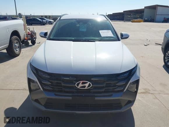 ✅ 2025 Hyundai Tucson SEL • VIN: 5NMJB3DE3SH530021 • Lot: 43651307. Wystawiony na IAAI z przebiegiem 21 100 mil. Bezpłatny archiwum sprzedaży aukcyjnych z USA i szczegółowy raport historii pojazdu na DreamBid. Zdjęcie 13.
