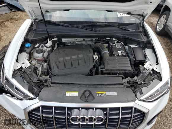 ✅ 2021 Audi Q3 S line Premium Plus • VIN: WA1EECF32M1149689 • Лот: 69182535. Опубликован ранее на Copart с пробегом 40 127 миль. Бесплатный доступ к архиву аукционных продаж из США и подробный отчёт об истории автомобиля на DreamBid. Изображение 11.